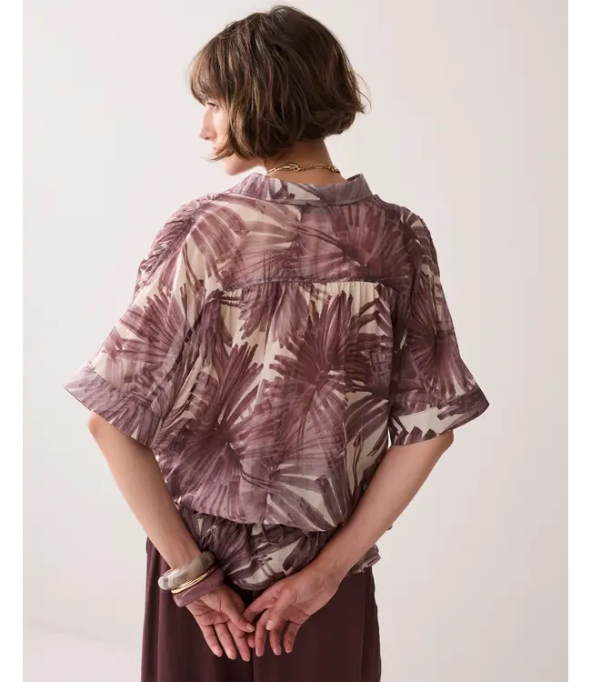 2s3481-12450/000334-DeepFig  Blouse Flowers all over
