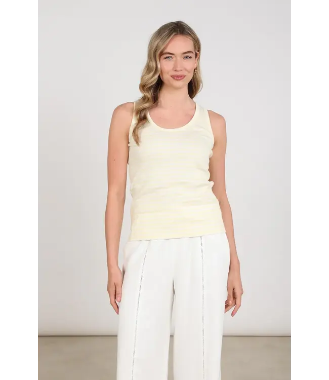 NKS01169-Offwhite/Sun  Steffie Singlet