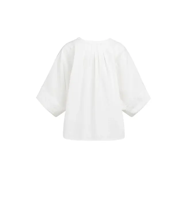 01-201217-605/99064  Batwing blouse with back pleats