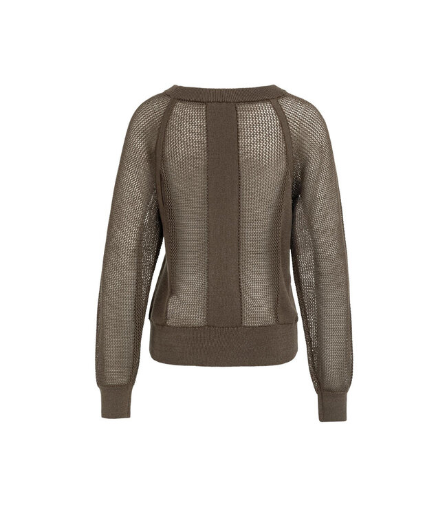 01-000592-605/99070  Mesh stitch raglan sweater