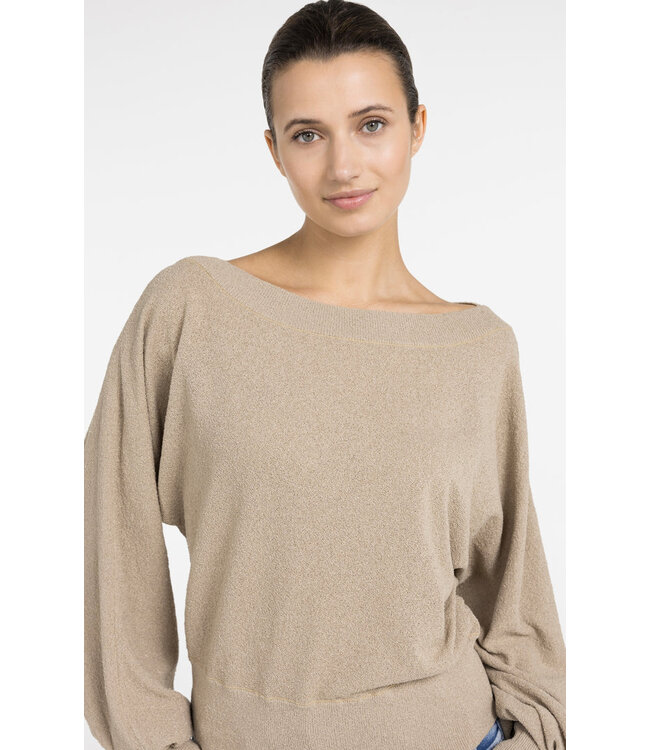01-000583-604/61104  Batwing towel knit sweater
