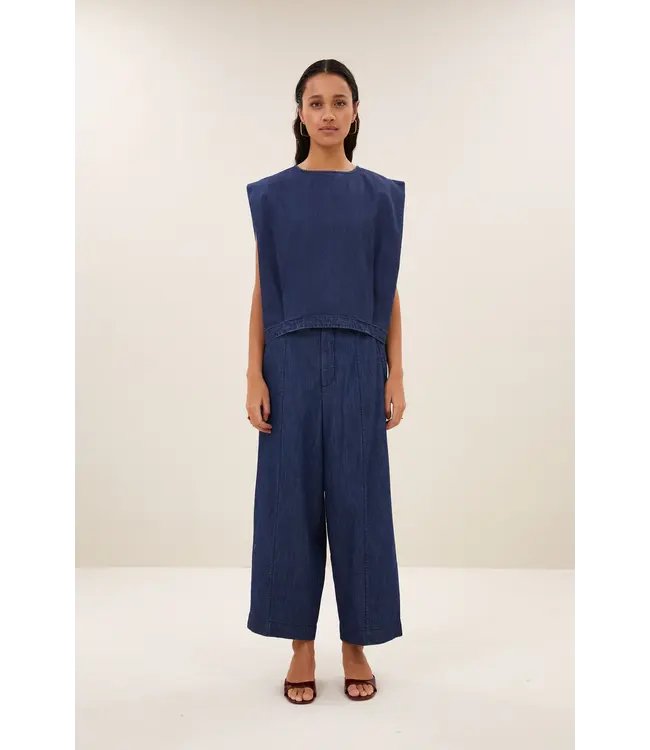 26418001/DarkDenim  fuji denim pants