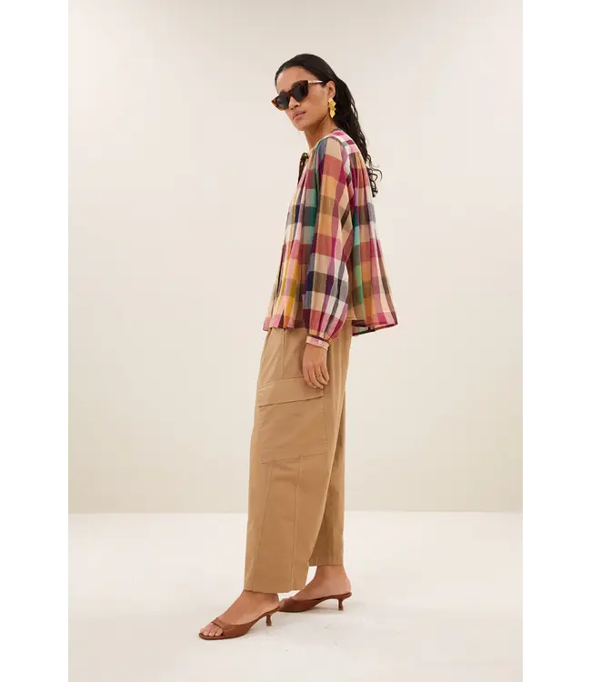26418036/Camel  matcha pants