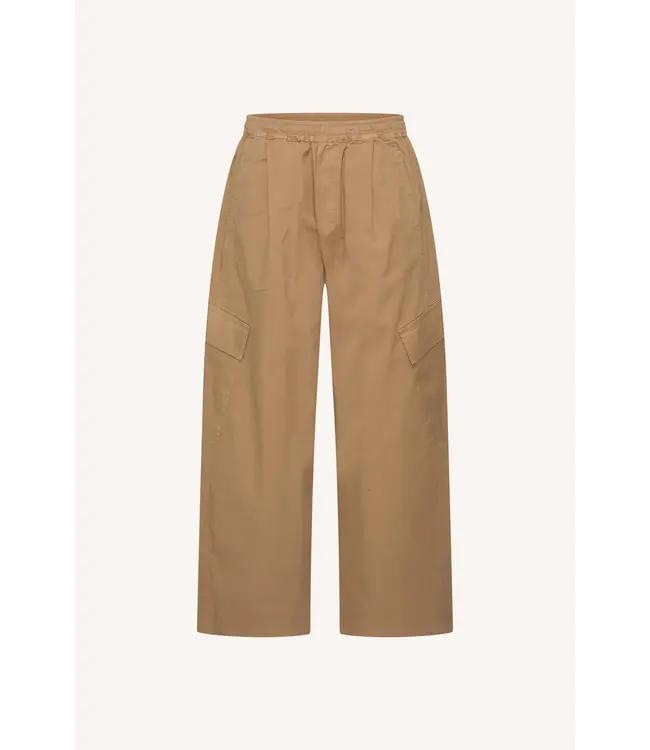 26418036/Camel  matcha pants