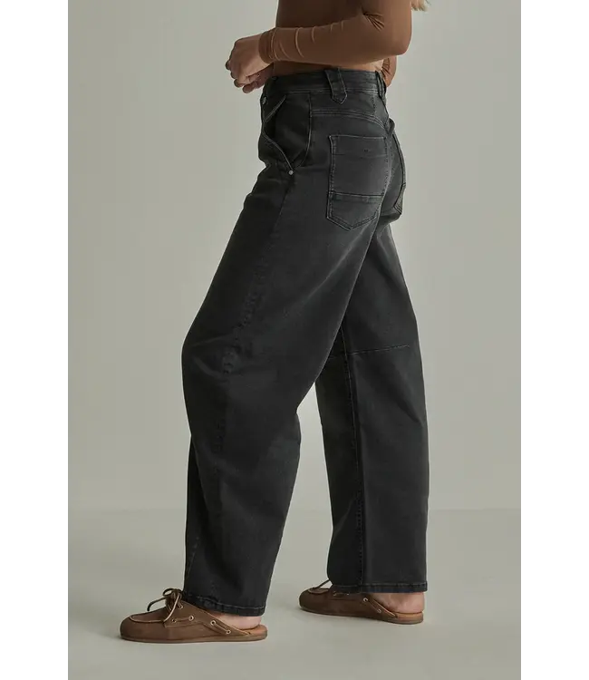 FW261.266396/D212-NightfallBlack-L32  Becca Long Barrel