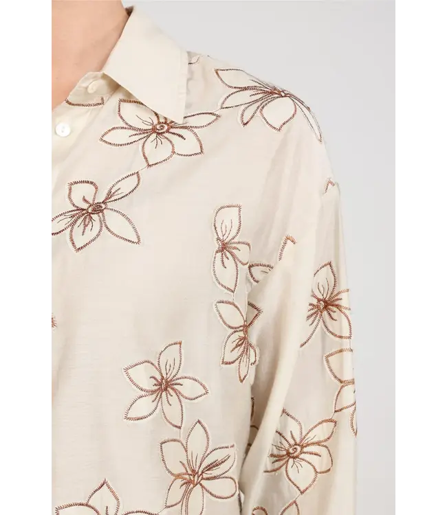 NKF02118/Sand  Bailey Blouse Flower