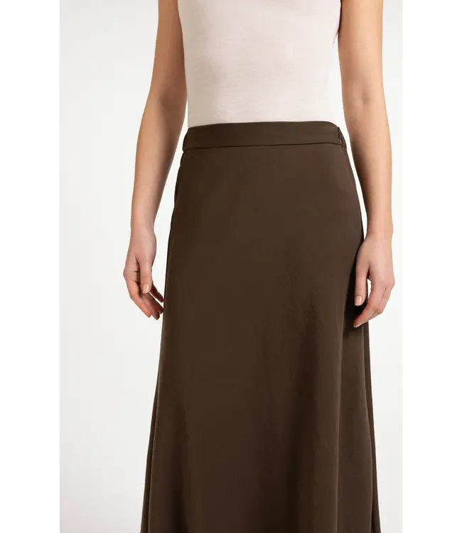 01-401096-607/90814  Woven A-line maxi skirt