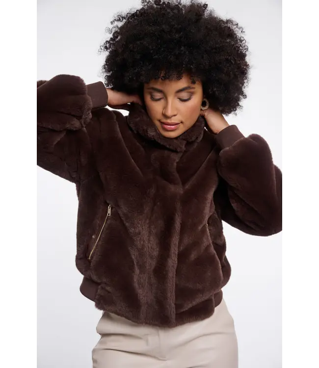 Ambra.7002611/CoffeeRoast  Short faux fur jacket