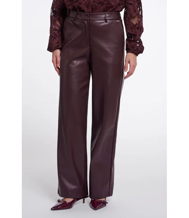 GeorginaRegular.7502611/ChocolateBean  Regular length faux leather pants