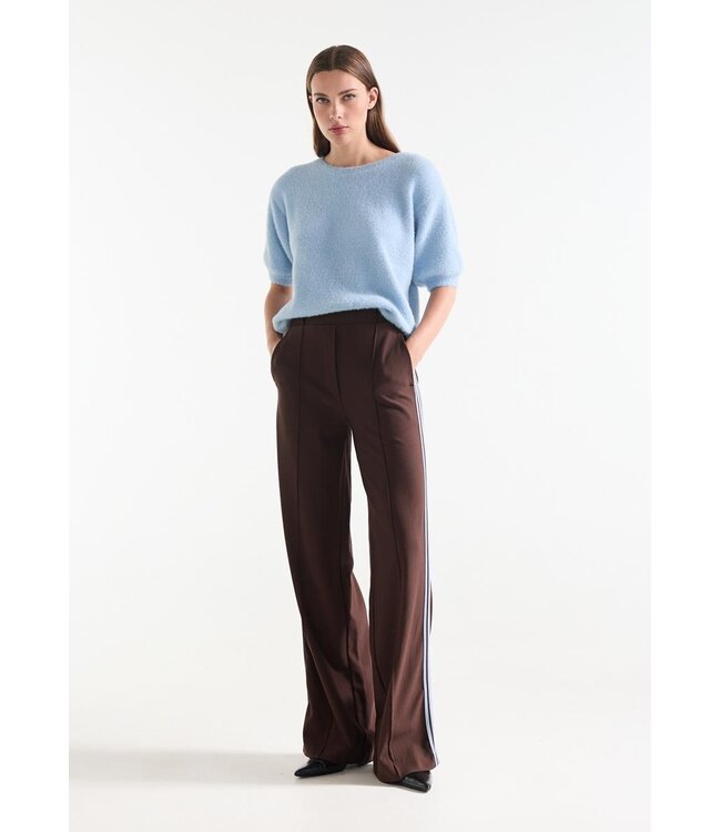 ALEIDAS-W26/000544-darkbrown-lightblue  ALEIDAS BROEK HVM 404 wide leg tape at side