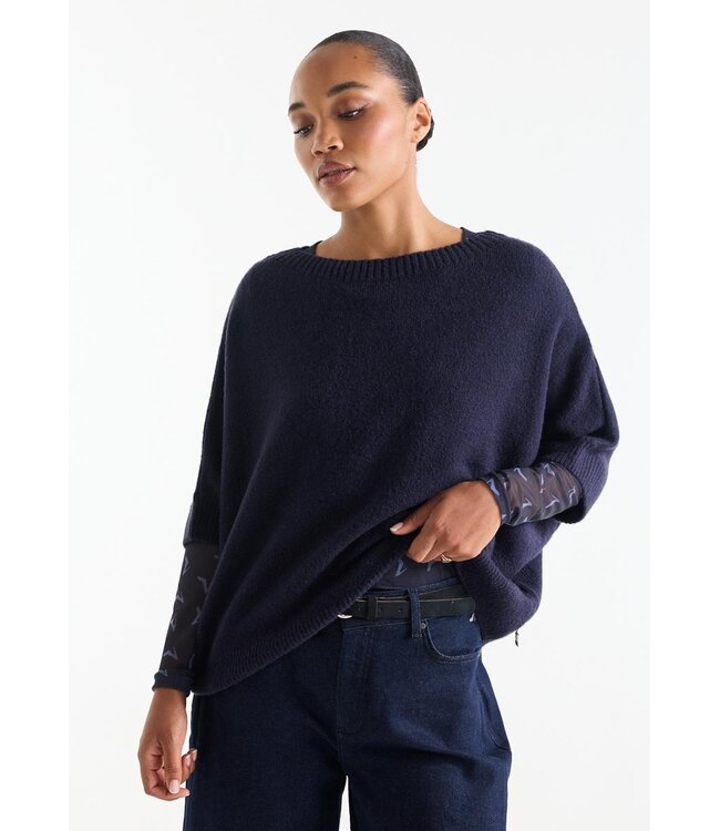 DACOTA-W26/000780-darkblue  DACOTA TRUI sk 163 round short batwing sleeve