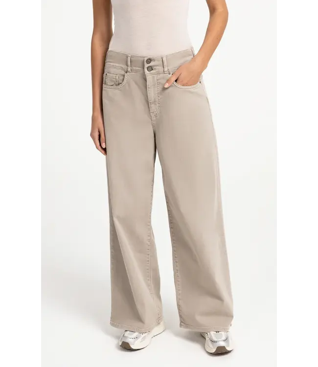 01-311153-608/99027  Denim jeans with wide legs and distinctive waistband - L32