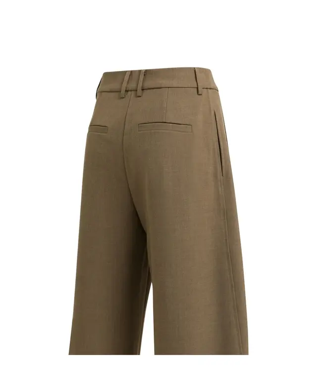 01-301275-608/90617  Woven barrel-leg trousers with pleat detail