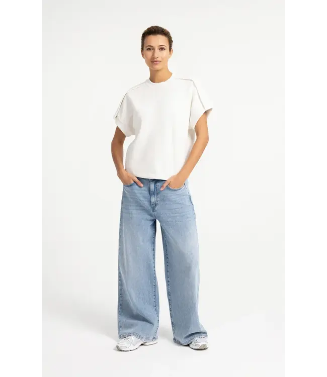 01-311153-608/99036  Denim jeans with wide legs and distinctive waistband - L32
