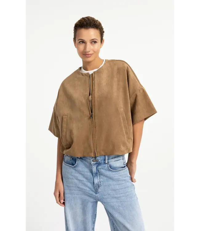 02-009081-608/81018  Oversized suedine jacket with short sleeves