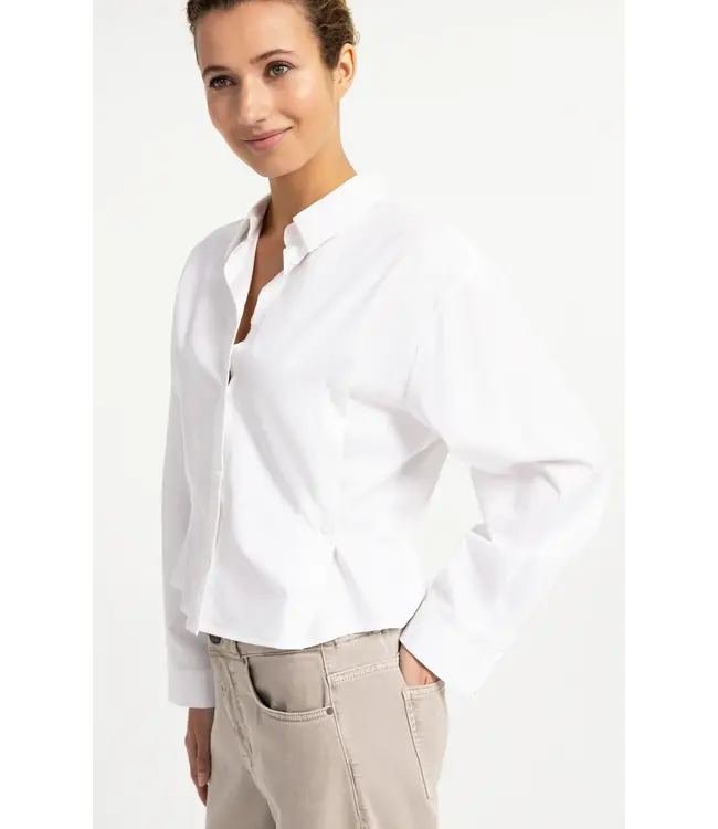 01-201240-608/00000  Poplin blouse with adjustable waist and long sleeves