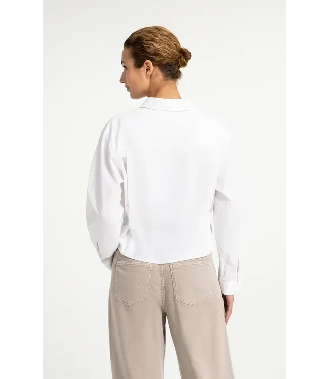 01-201240-608/00000  Poplin blouse with adjustable waist and long sleeves