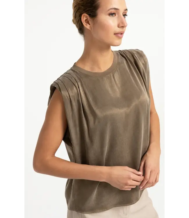 01-701408-608/90617  Sleeveless top with shoulder pleats