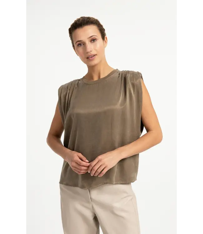 01-701408-608/90617  Sleeveless top with shoulder pleats