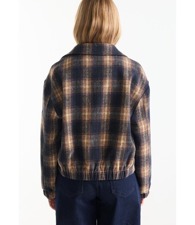 JACKIE-W26/000183-MultiCamel  JACKIE JASJE mc 227 check button closure