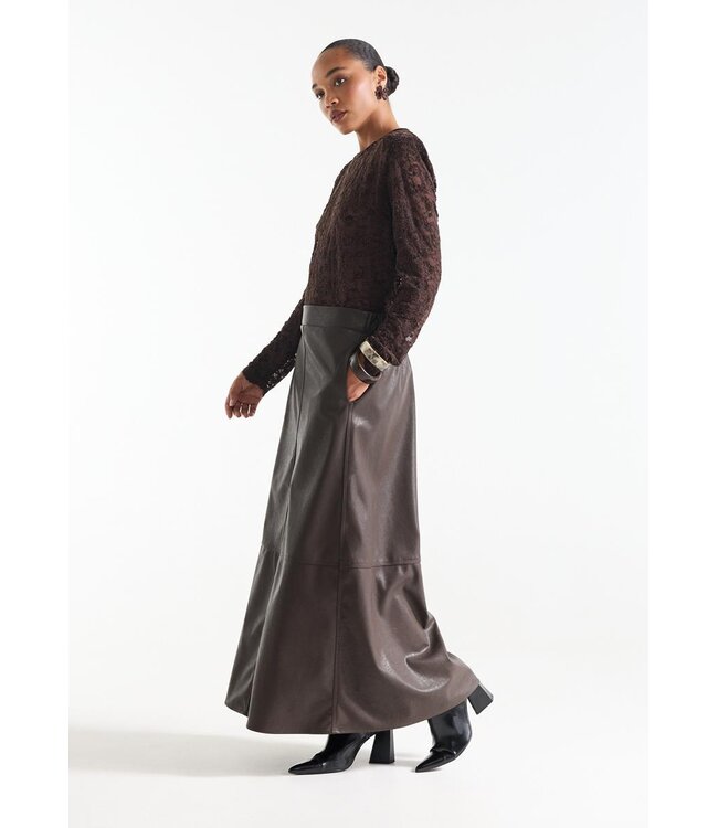 KIKI-W26/000543-DarkBrown  KIKI TOP fl 155 lace shoulderpad long sleeve