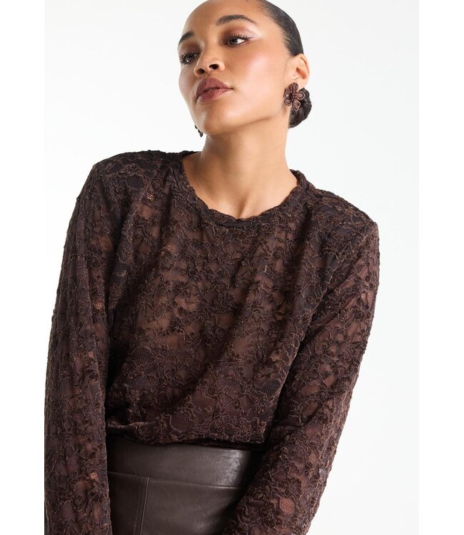 KIKI-W26/000543-DarkBrown  KIKI TOP fl 155 lace shoulderpad long sleeve