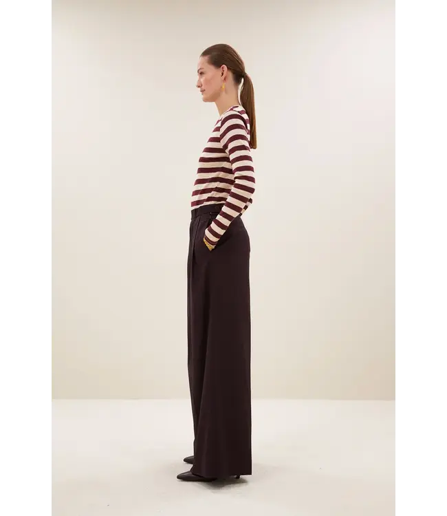 26411101/BurgundyCrush  basic ls big stripe top