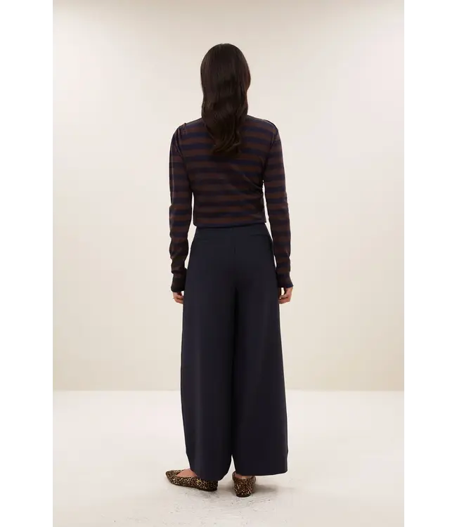 26411118/CoffeeBean  leya big stripe top