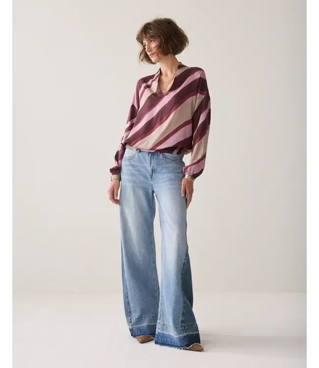 2s3560-12488/000120-Multicolour  Top v neck Stripe printed