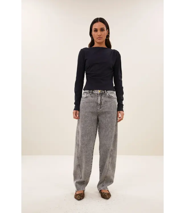26418028/GreyDenim  begum grey jeans