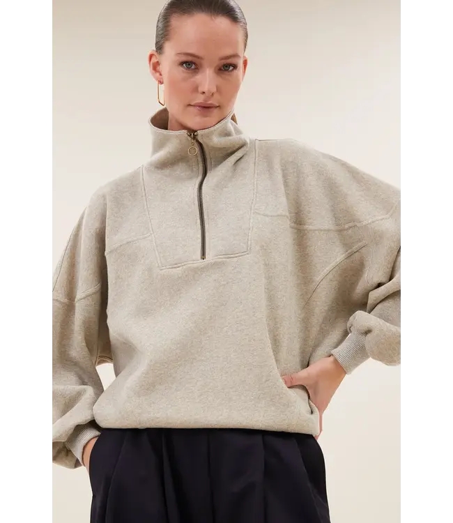 26418902/Gold  roos sparkle sweater