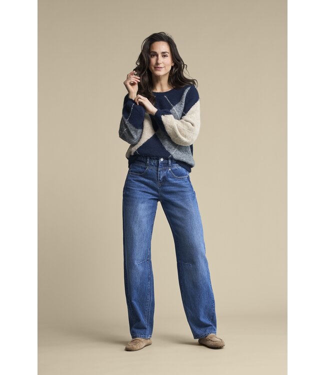 SRB5067/Indigo Argyle sweater