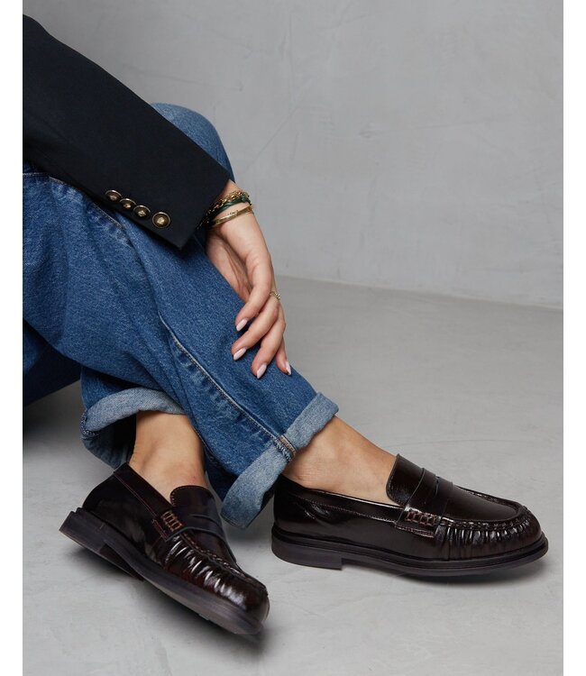 62444-04-1285  Fae Sarah Eris - Mustang Loafers