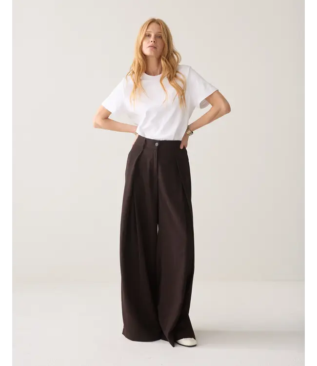 4s3022-12483/000754-Darkchocolate  Trousers Viscose twill