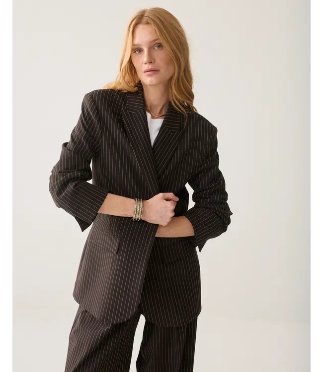 1s1325-12495/000754-Darkchocolate  Blazer Viscose blend stripe