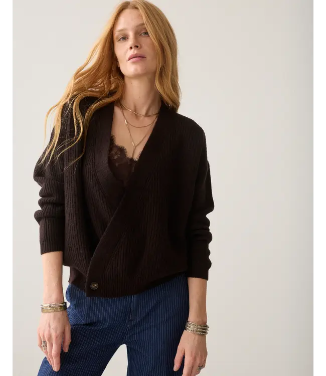 7s8028-70092/000754-Darkchocolate  Wrap cardigan Wool cashmere blend knit