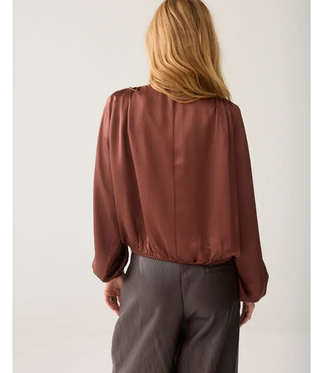 2s3552-12493/000757-Toffee  Top Silky casual