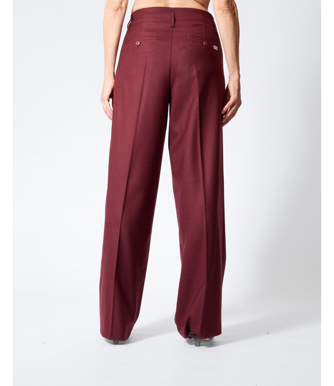 8437A-0462/00-196  Addison broek Mulberry