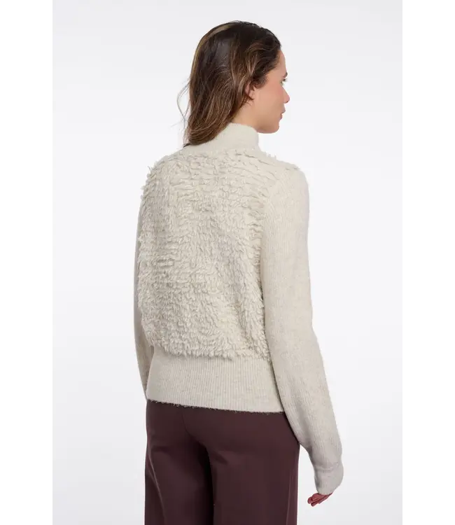 Malak.5002612/Birch  Knitted cardigan with zipper closure