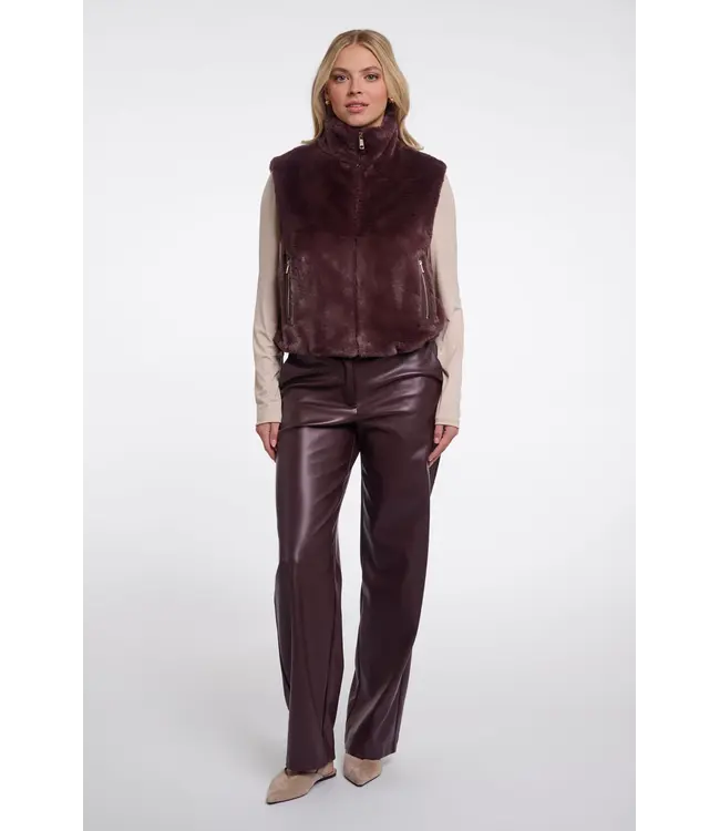 Nikki.7002611/ChocolateBean  Short faux fur waistcoat