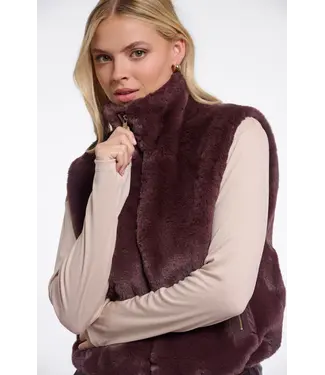 Rino & Pelle Nikki.7002611/ChocolateBean  Short faux fur waistcoat