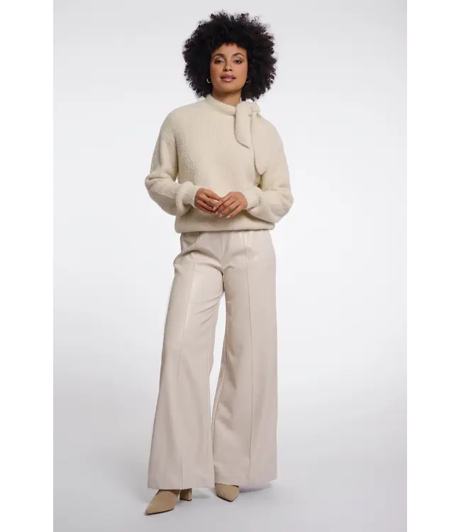 Griselda.5002612/Birch  Pullover with bowtie neckline