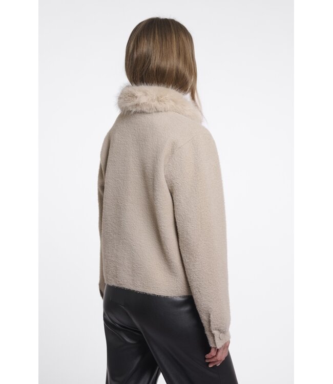 Nia.5002612/Stone  Jacket with detachable collar