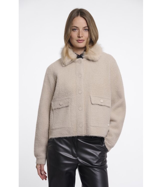 Nia.5002612/Stone  Jacket with detachable collar