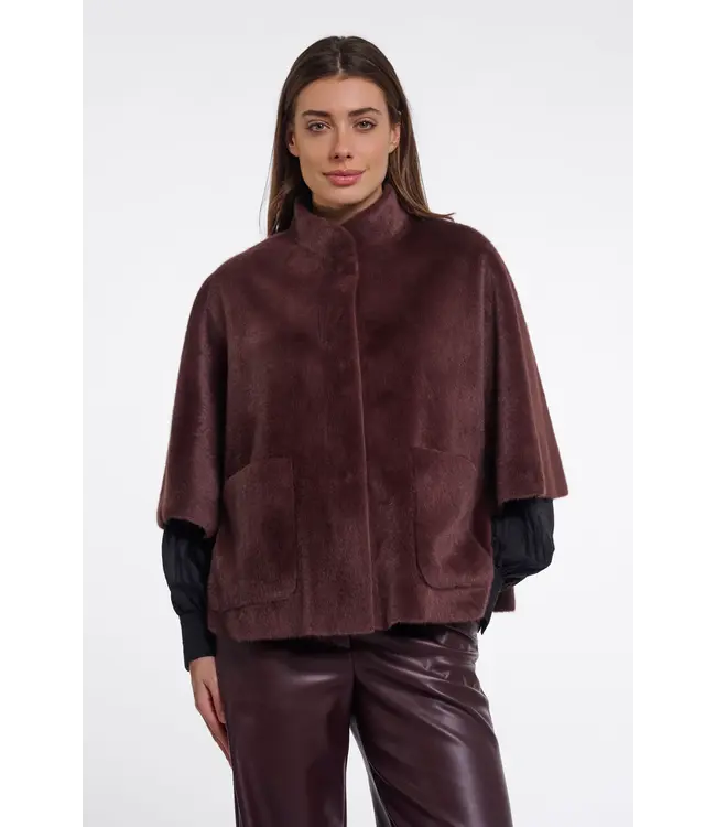Dewi.7002611/ChocolateBean  Faux fur cape