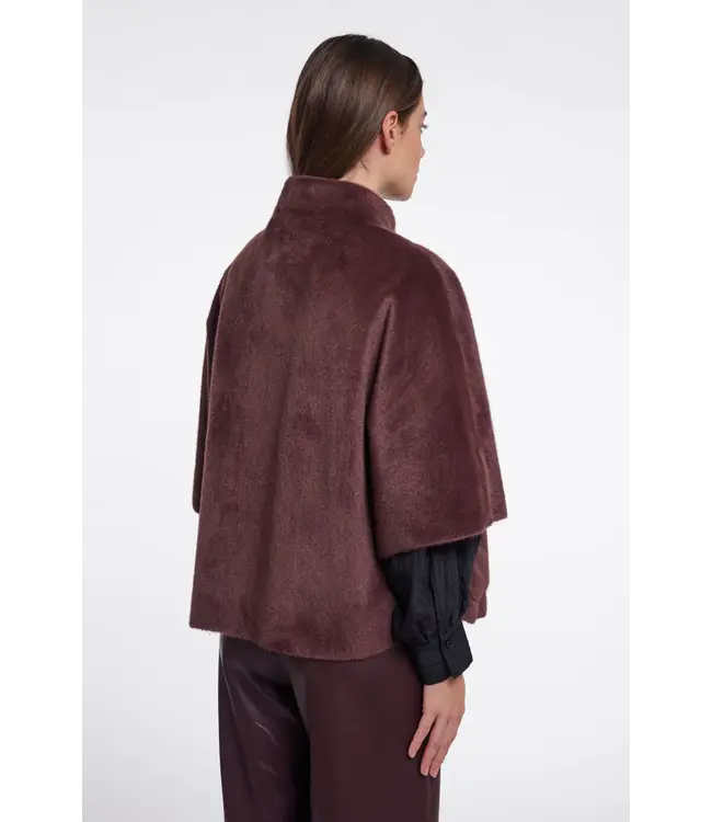 Dewi.7002611/ChocolateBean  Faux fur cape