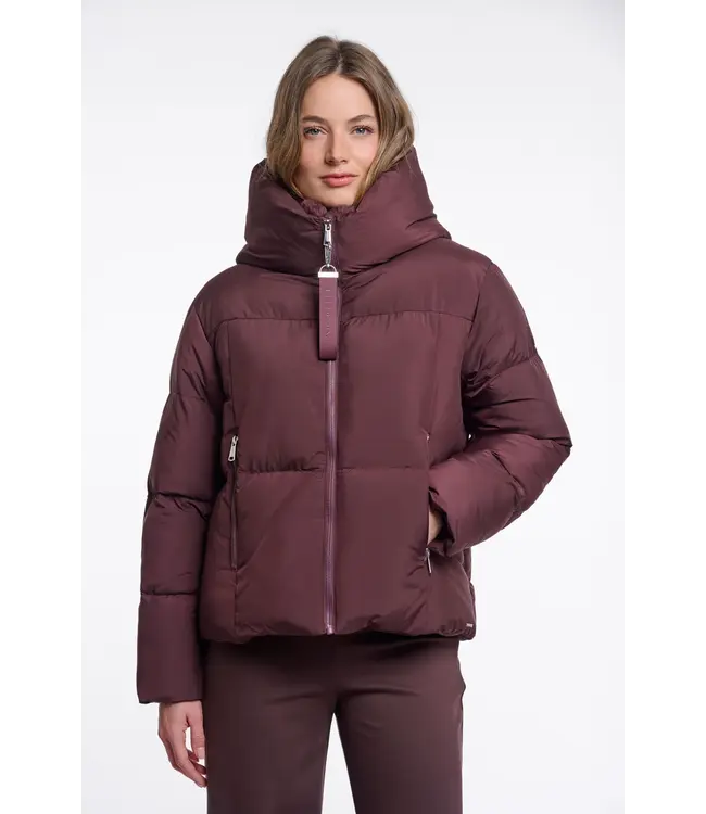 Joni.7002612/FudgeCloak  Padded jacket with detachable collar