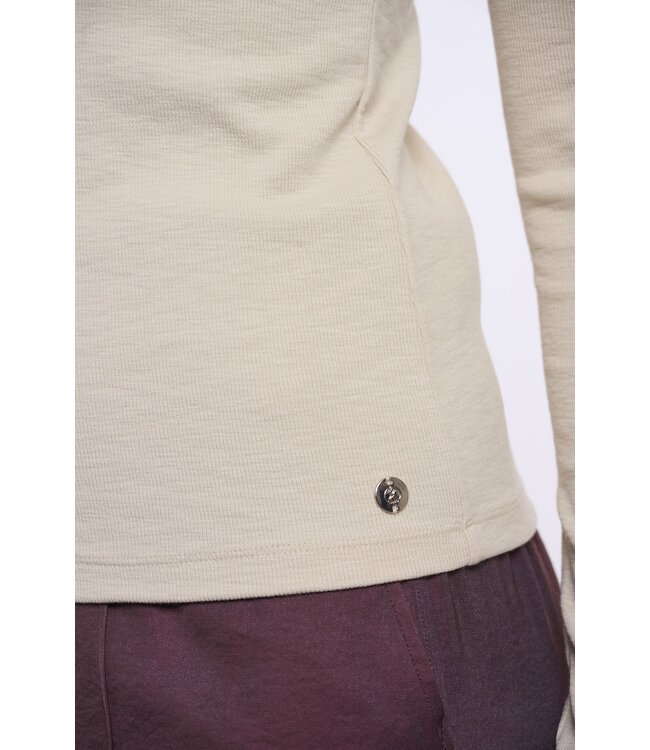 Idil.7002612/Birch  Crewneck long sleeve top