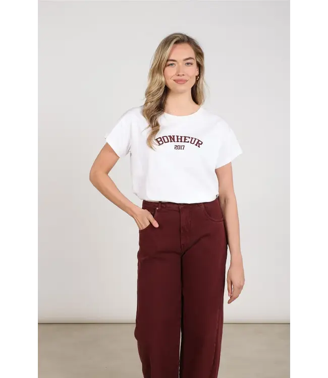NKF04020/OffwhiteCherry  Senna T-shirt