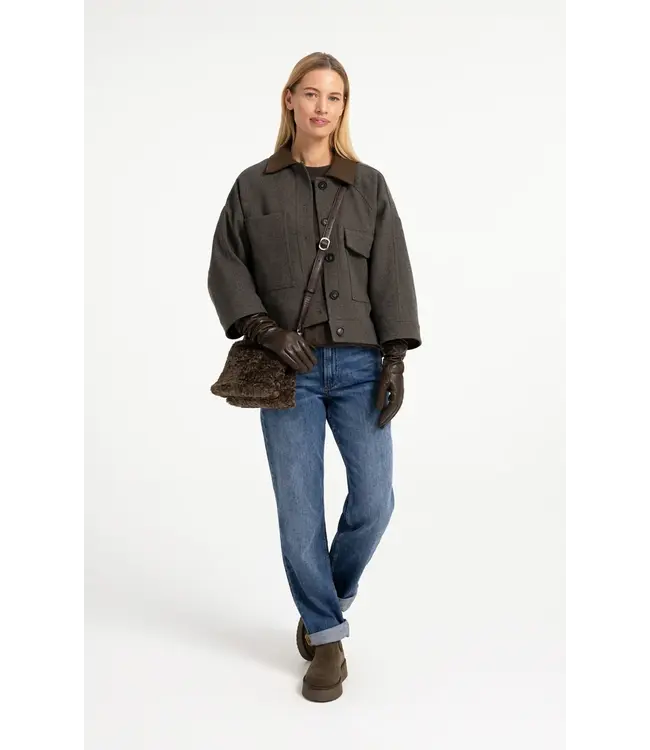 01-109130-609/90814  Oversized sweater with balloon sleeves and washed finish